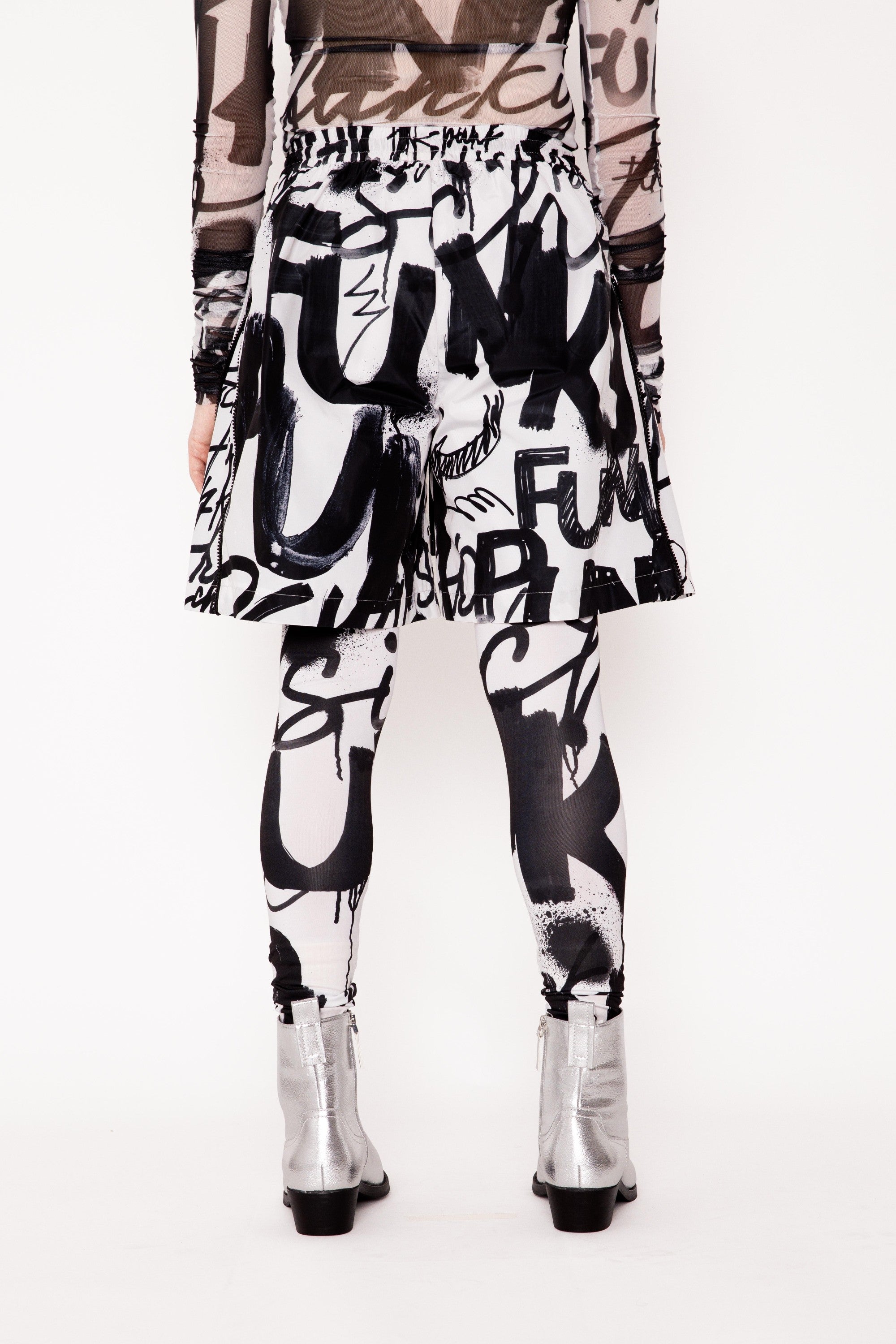 SHORTS // PSYCHEDELIC CHICKEN SCRATCH – PSYCHO FUNKY PUNK